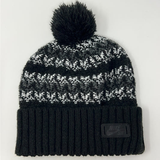 Nike SB Skateboarding Cuffed Pom Pom Beanie Toque Winter Hat Black Fair Isle