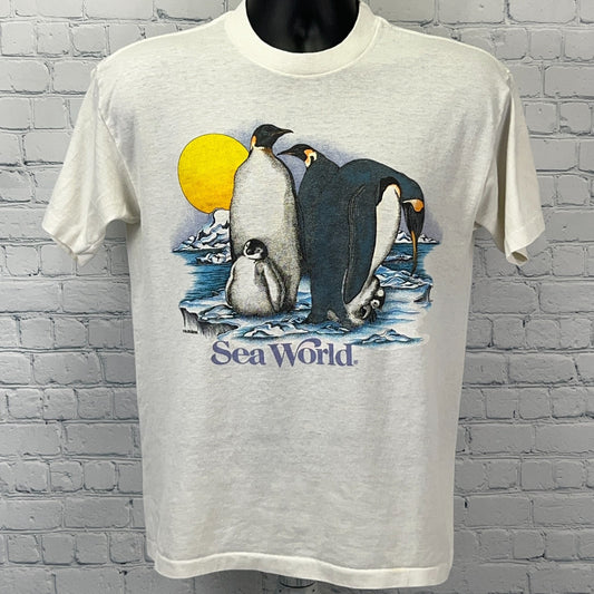 Vintage 80s SeaWorld Penguins T Shirt Short Sleeve USA White Tee Unisex M Medium