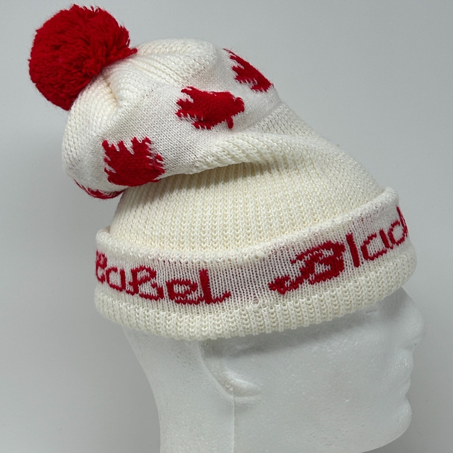 Vintage Carling Black Label Beer Cuffed Pom Pom Beanie Toque Winter Hat White