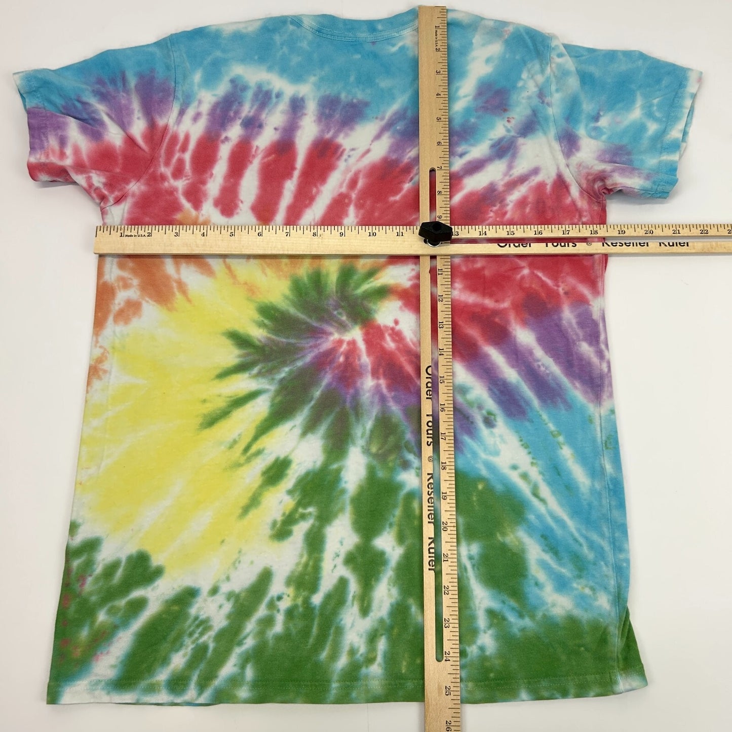 Keith Haring Man Holding Heart T Shirt Mens Small Graffiti Artist Tie Dye White