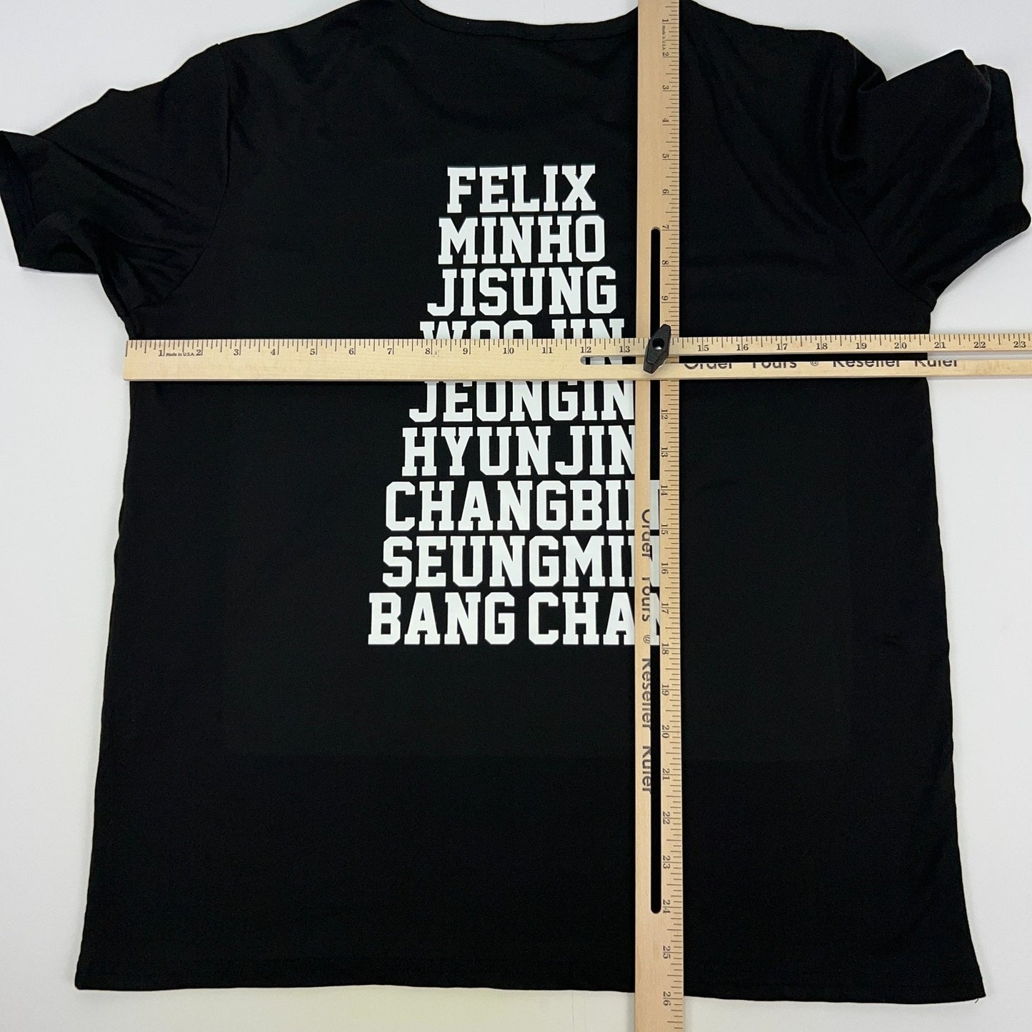 Stray Kids T Shirt Korean K-Pop Boy Band Short Sleeve Black Tee Unisex L Large