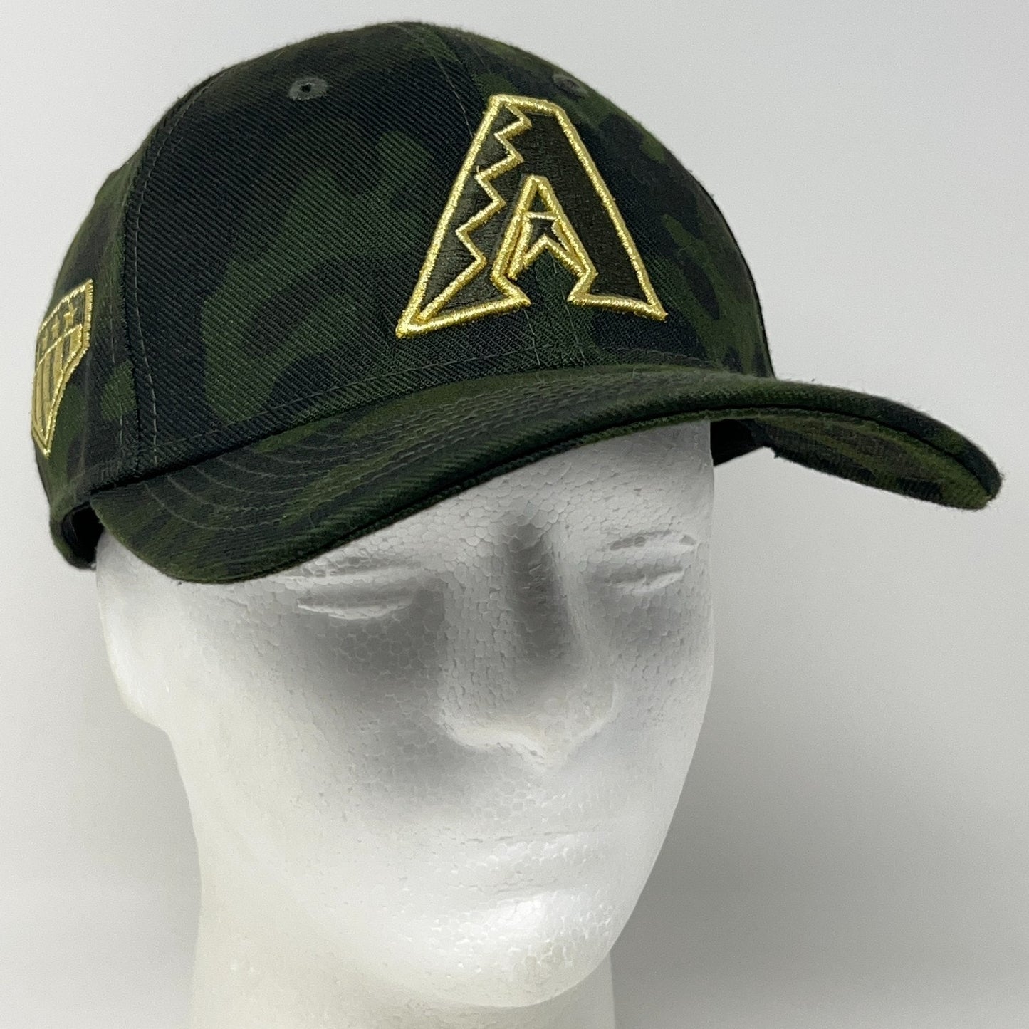 Arizona Diamondbacks Armed Forces Hat Baseball Cap New Era Green Flex Fitted M-L