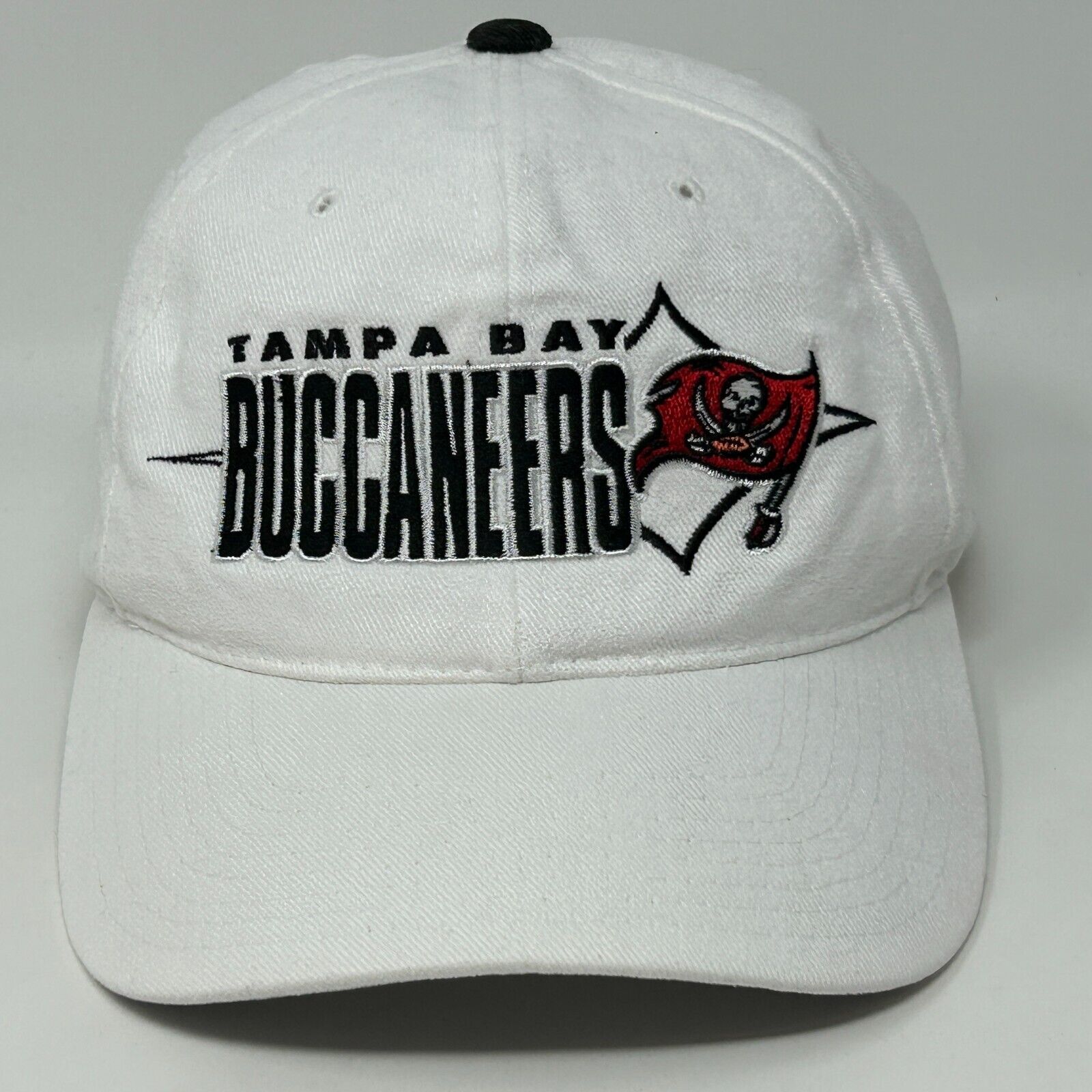 Vintage 90s Starter Tampa Bay Buccaneers Hat | Neon Vintage