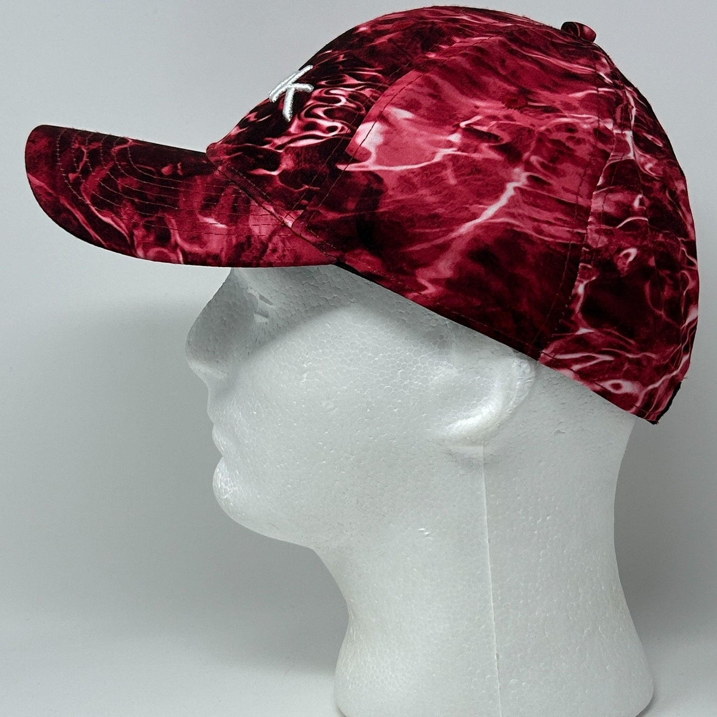 Huk Fishing Hat Baseball Cap Fisherman Stretch Red 6 Panel Flex Fitted M-L