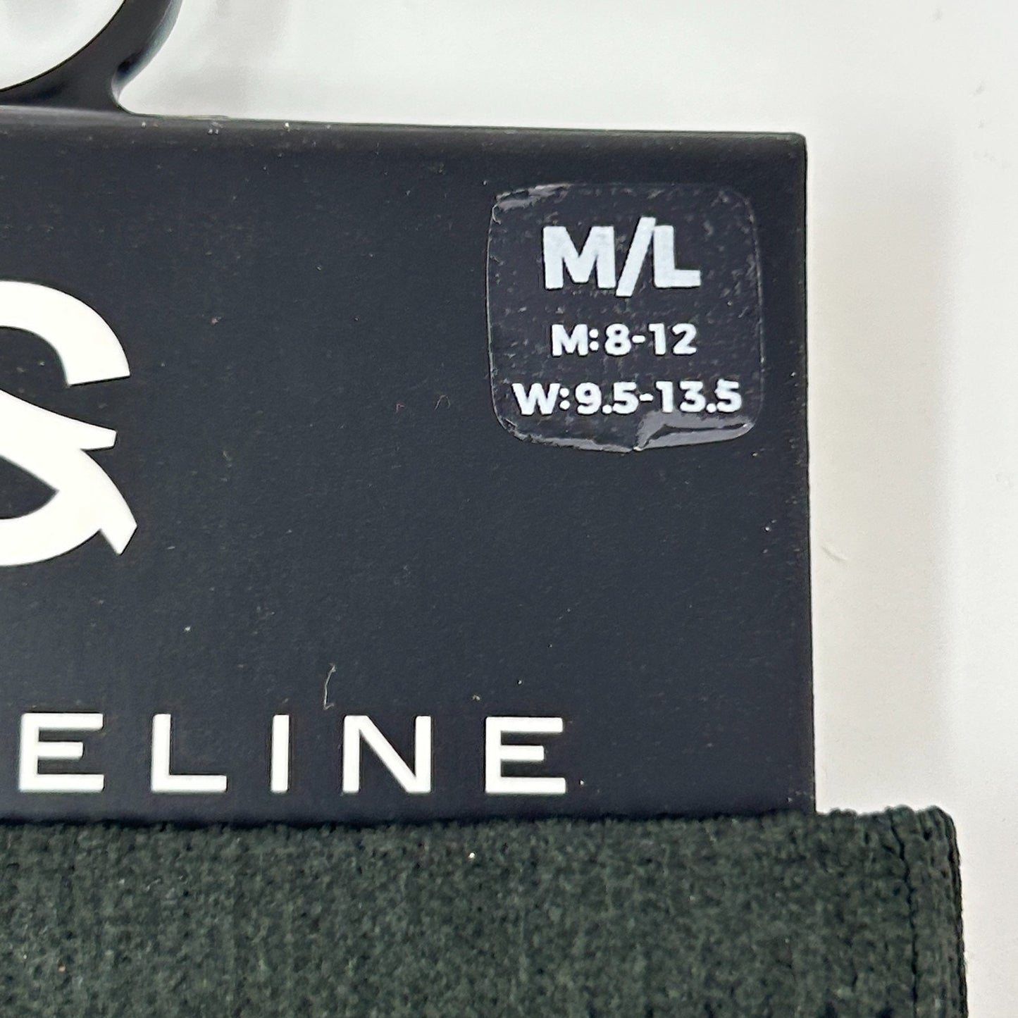 2 Pairs Las Vegas Raiders M Resort Socks Unisex M-L Gray Black Official HQ Hotel