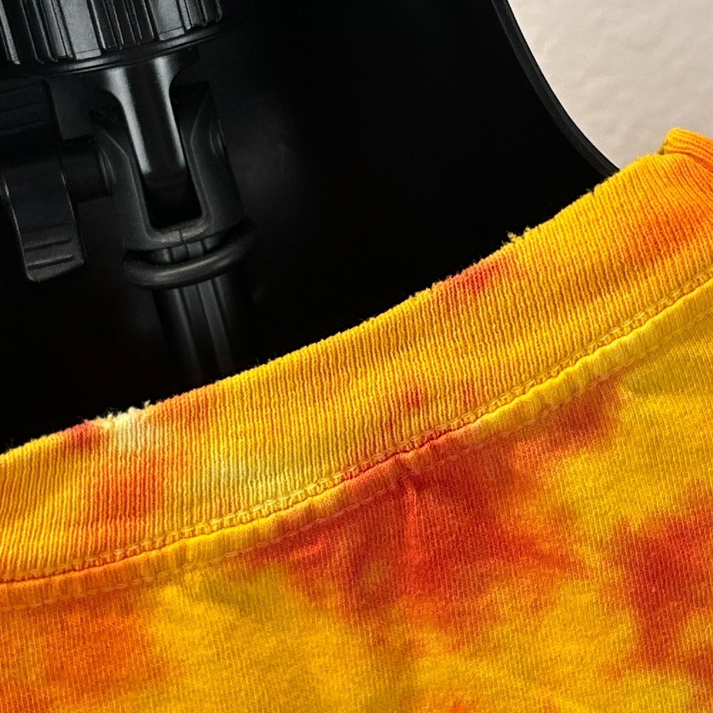 Vintage Joes Crab Shack T Shirt Mens L Large Orange 90s Peace Love and Crabs USA