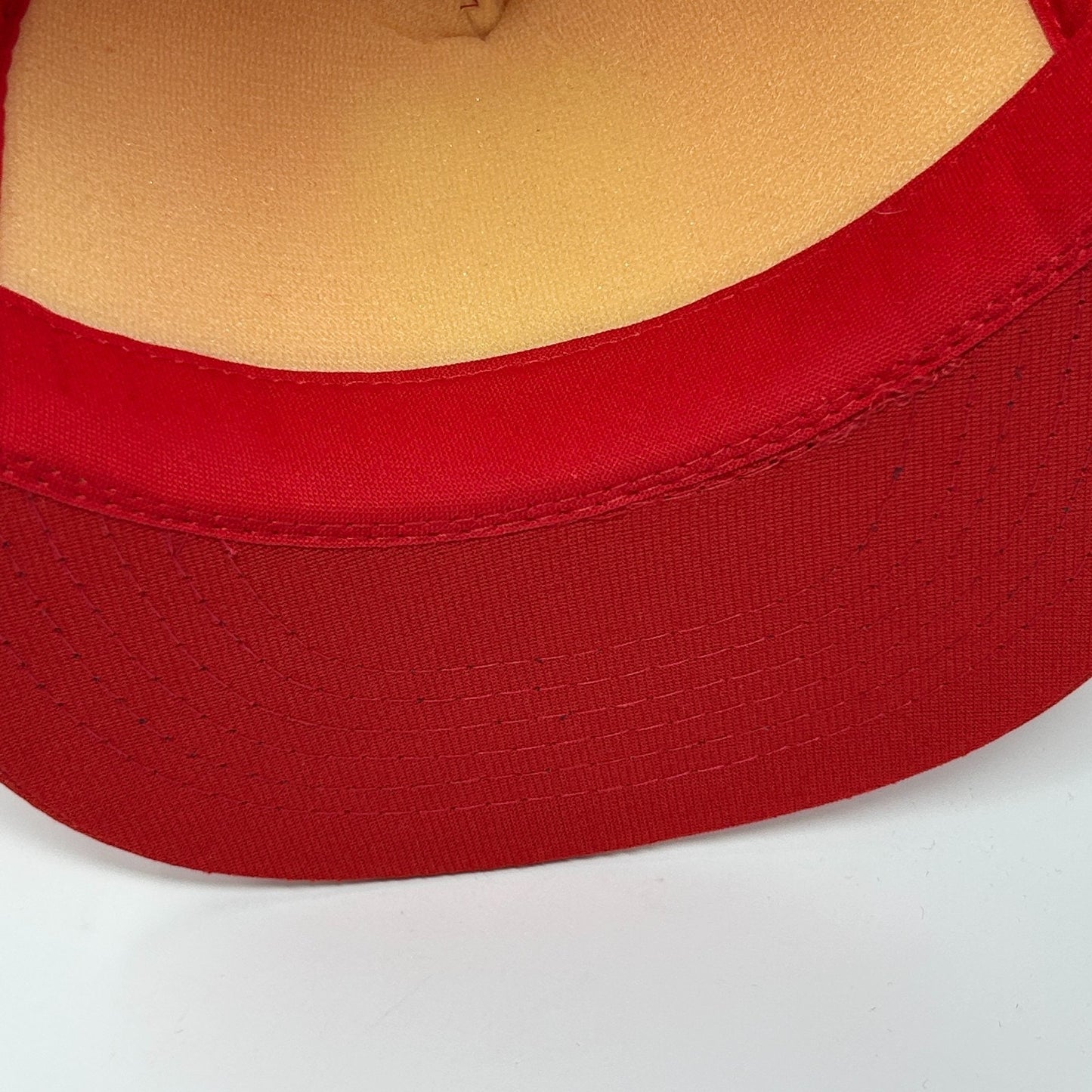 Vintage 80s Canadian Trucker Hat Baseball Cap Red Canada Maple Leaf Snapback