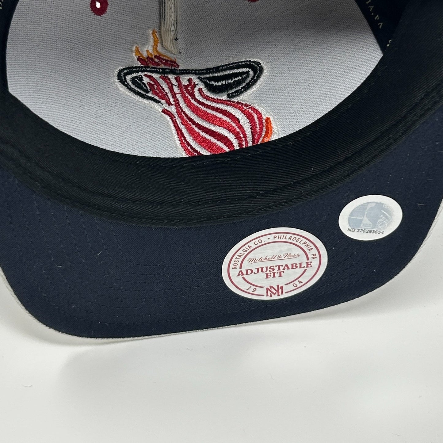 Miami Heat Hat Baseball Cap Mitchell & Ness Leather Strapback Black 5 Panel NBA - Neon Vintage