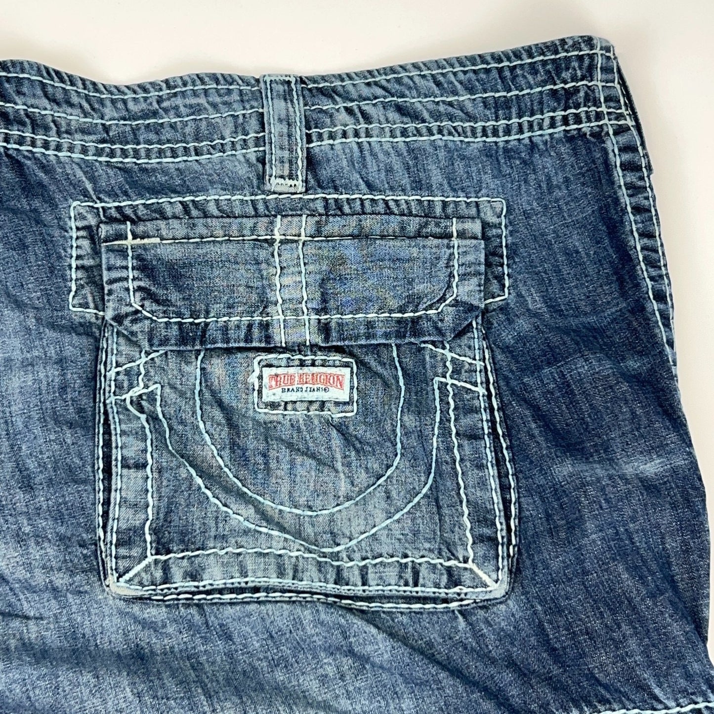 True Religion Isaac Denim Basic Cargo Jean Shorts Frayed Cut Off Blue Mens 42