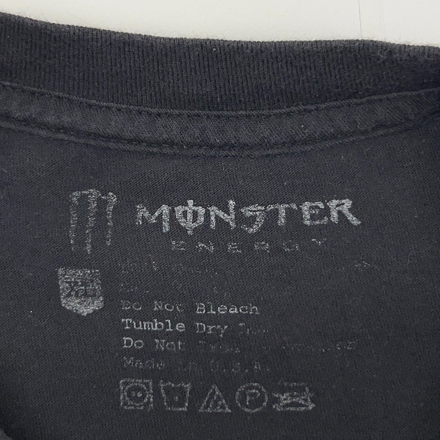 Monster Energy Logo T Shirt L Large Black Short Sleeve USA Pocket Graphic Tee