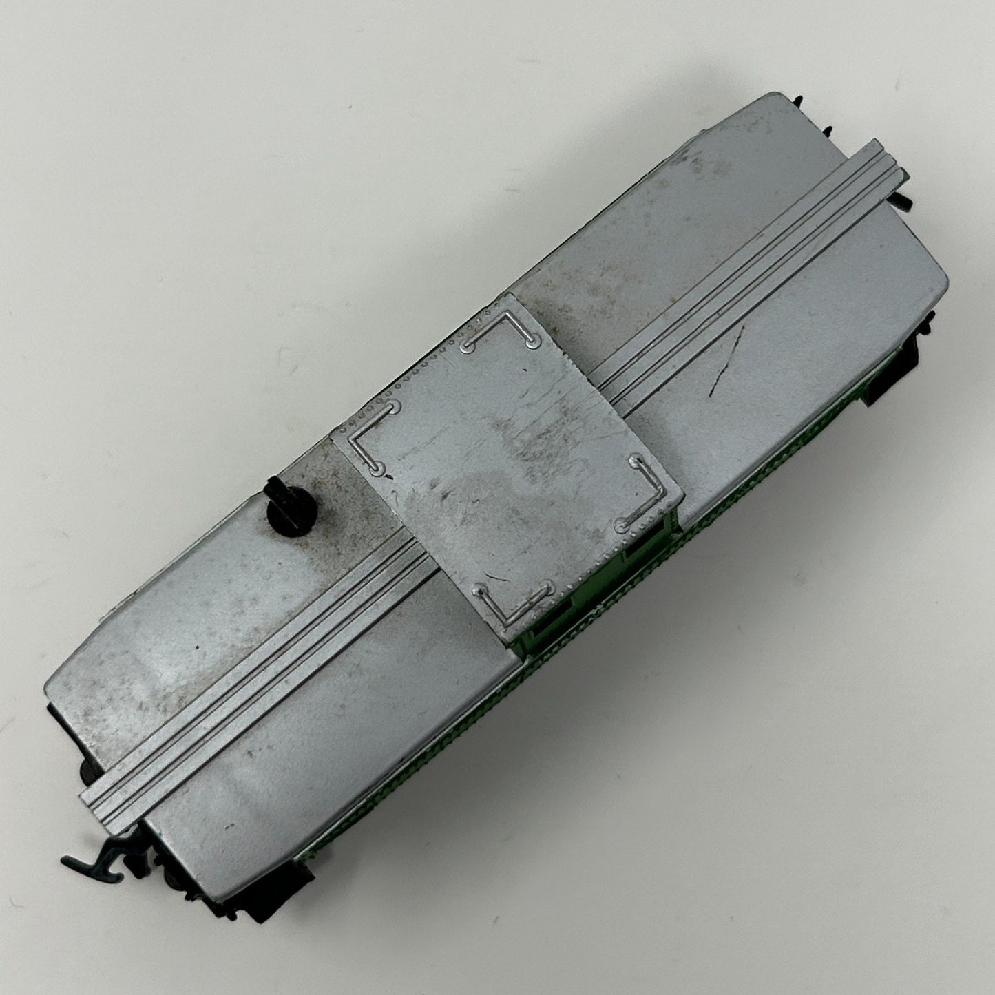 Burlington Northern Caboose HO Gauge Scale Model Train Railway Life Like Green