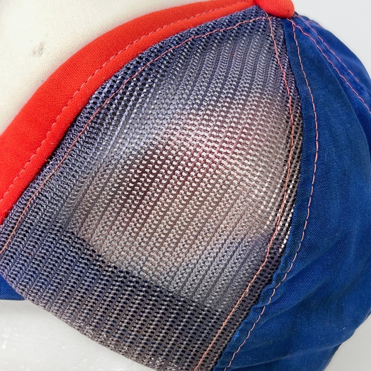 Vintage 80s Bass Cat Fishing Boats Trucker Hat Baseball Cap Mesh Snapback Blue