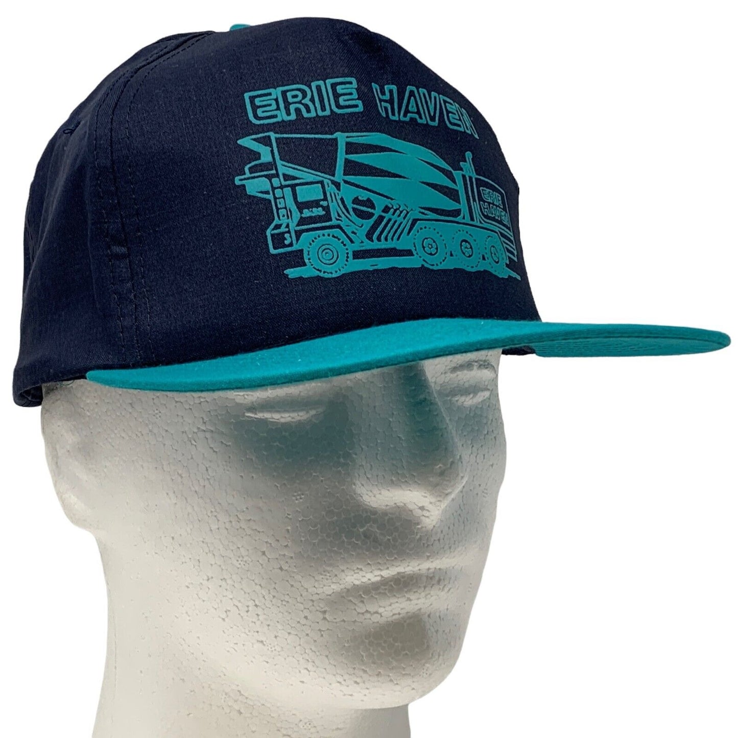 Gorra de béisbol vintage Erie Haven Concrete con diseño de camión mezclador de cemento azul