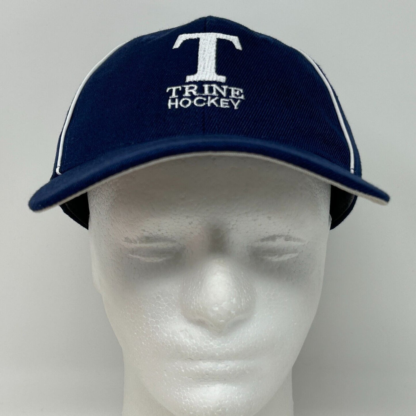 Gorra de béisbol de hockey Thunder de la Universidad Trine, con correa trasera azul y seis paneles