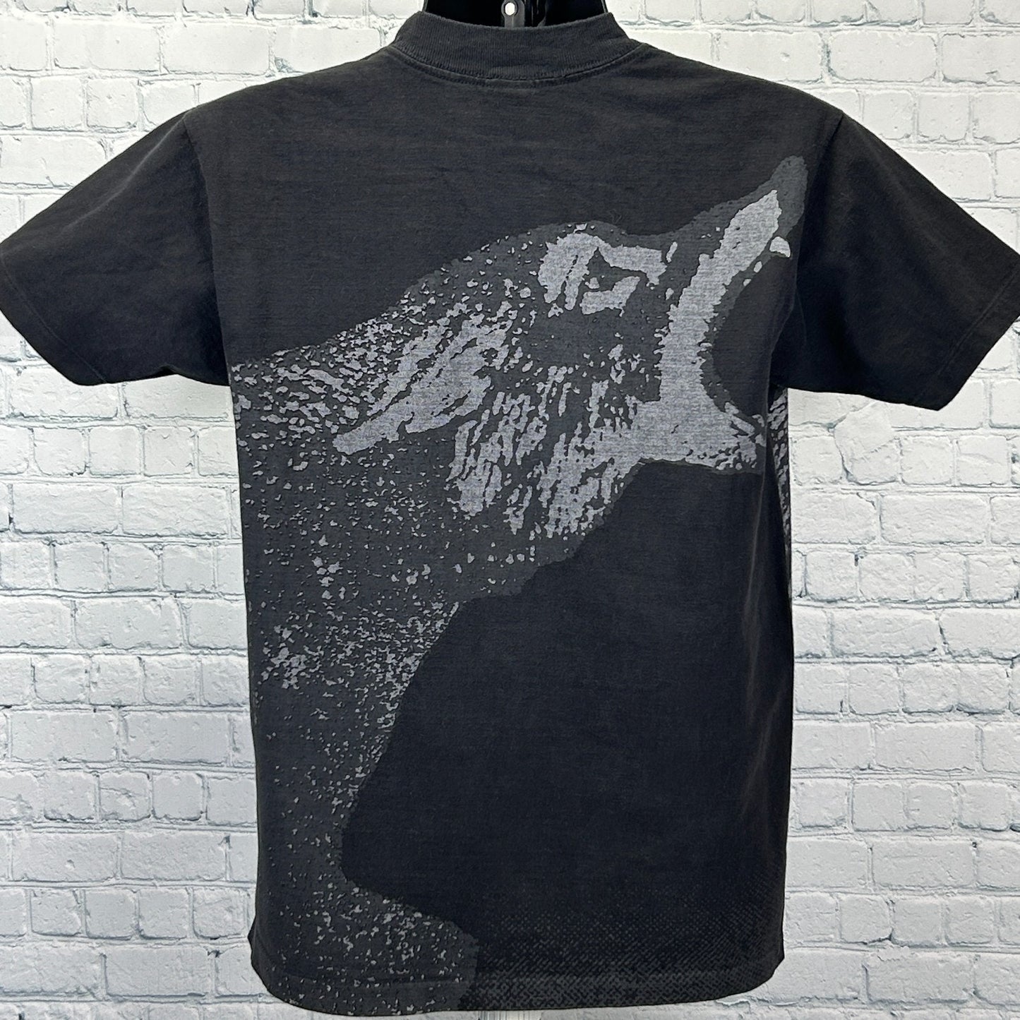 Vintage 90s American Brave T Shirt Native Indian Wolf Black Graphic Tee M Medium