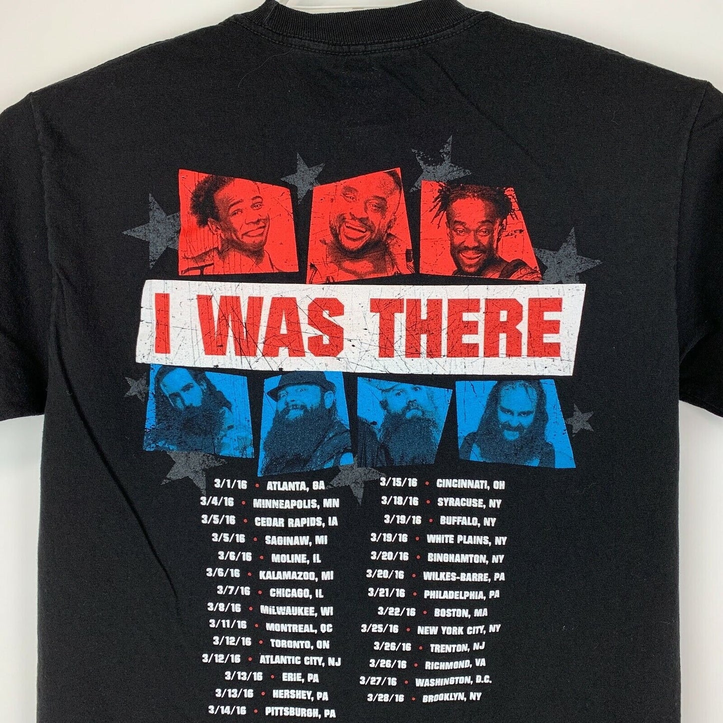 WWE Live Road To Wrestlemania T 恤 男式中号 2016 摔跤 T 恤 黑色