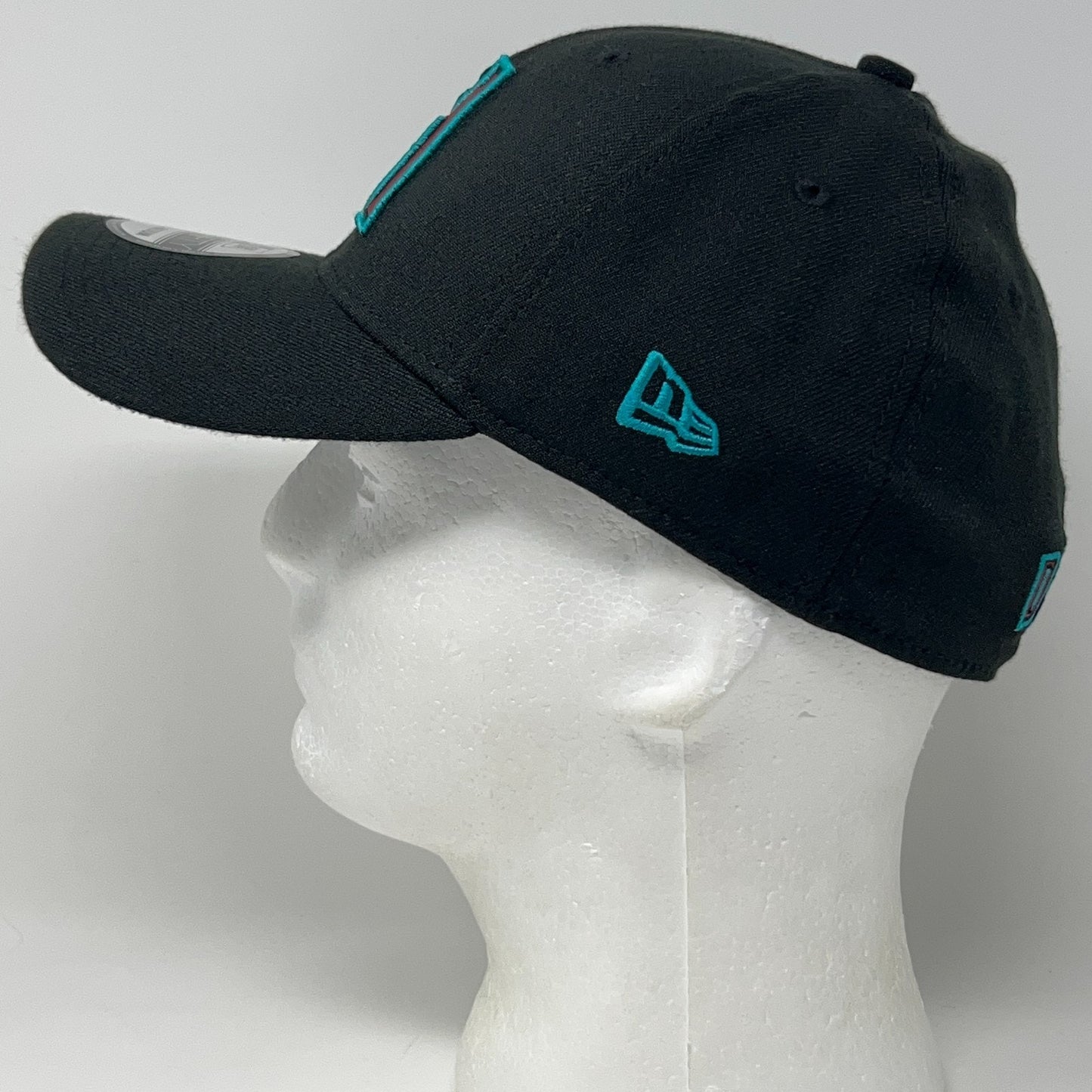 Arizona Diamondbacks Hat Baseball Cap New Era 39Thirty MLB Black Flex Fitted S-M