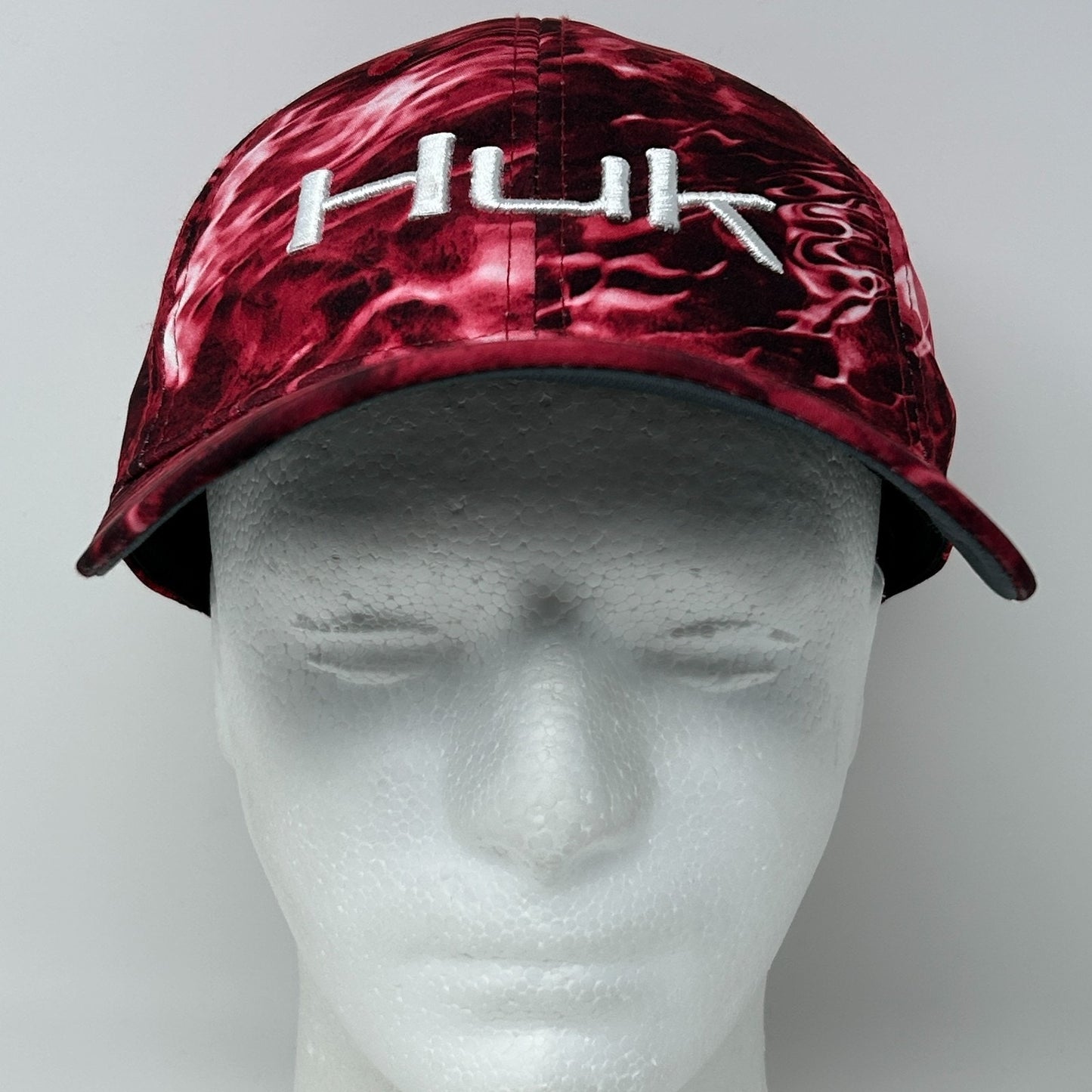 Huk Fishing Hat Baseball Cap Fisherman Stretch Red 6 Panel Flex Fitted M-L