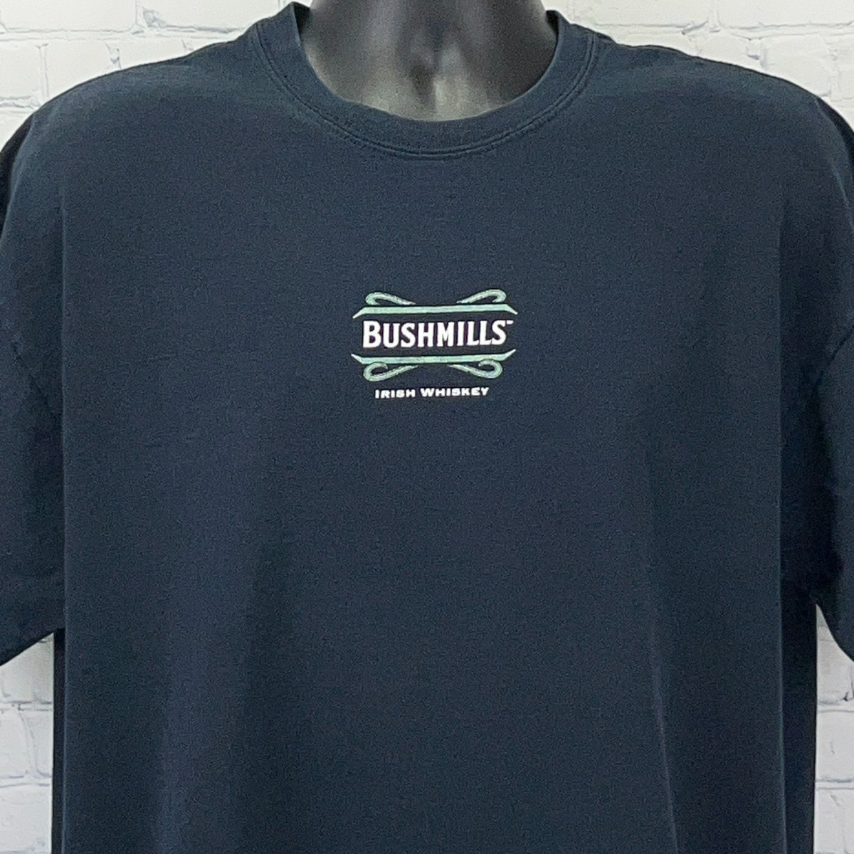 Bushmills Irish Whiskey T Shirt XL X-Large Black Funny Crew Drinking Bar Tee