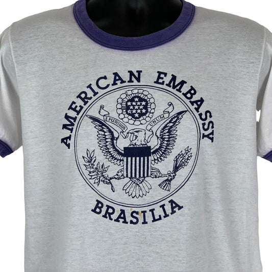 Camiseta con cuello redondo vintage de la Embajada de Estados Unidos en Brasilia, talla mediana, años 80, para hombre, color blanco