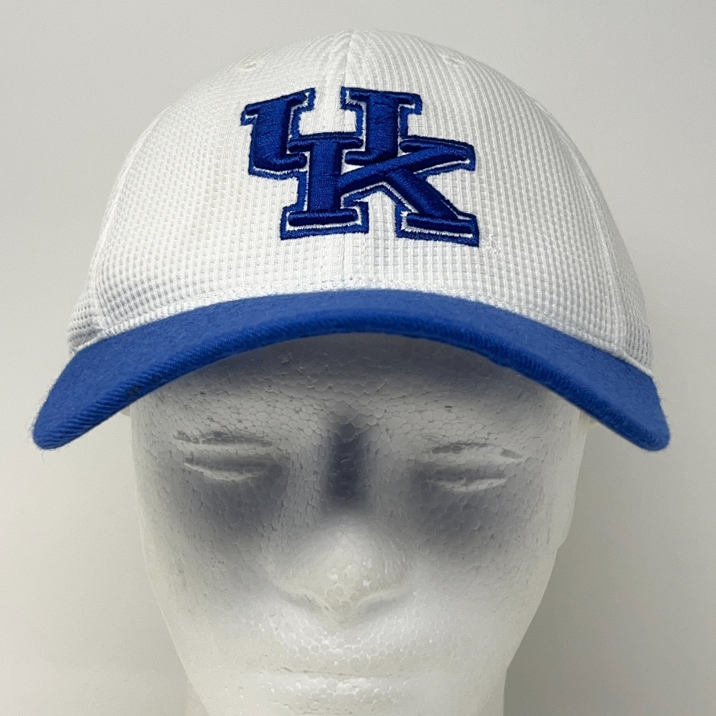 University of Kentucky Wildcats Hat Baseball Cap Nike Team UK Strapback White