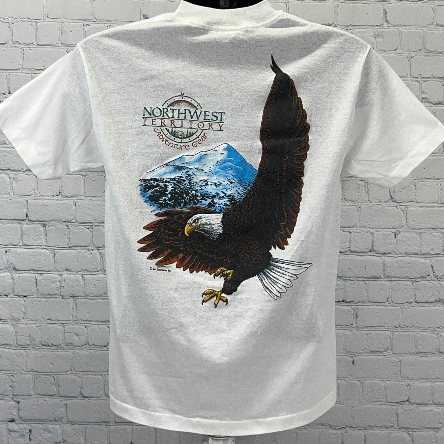 Vintage 90s Northwest Territory Adventure Gear T Shirt Bald Eagle White M Medium