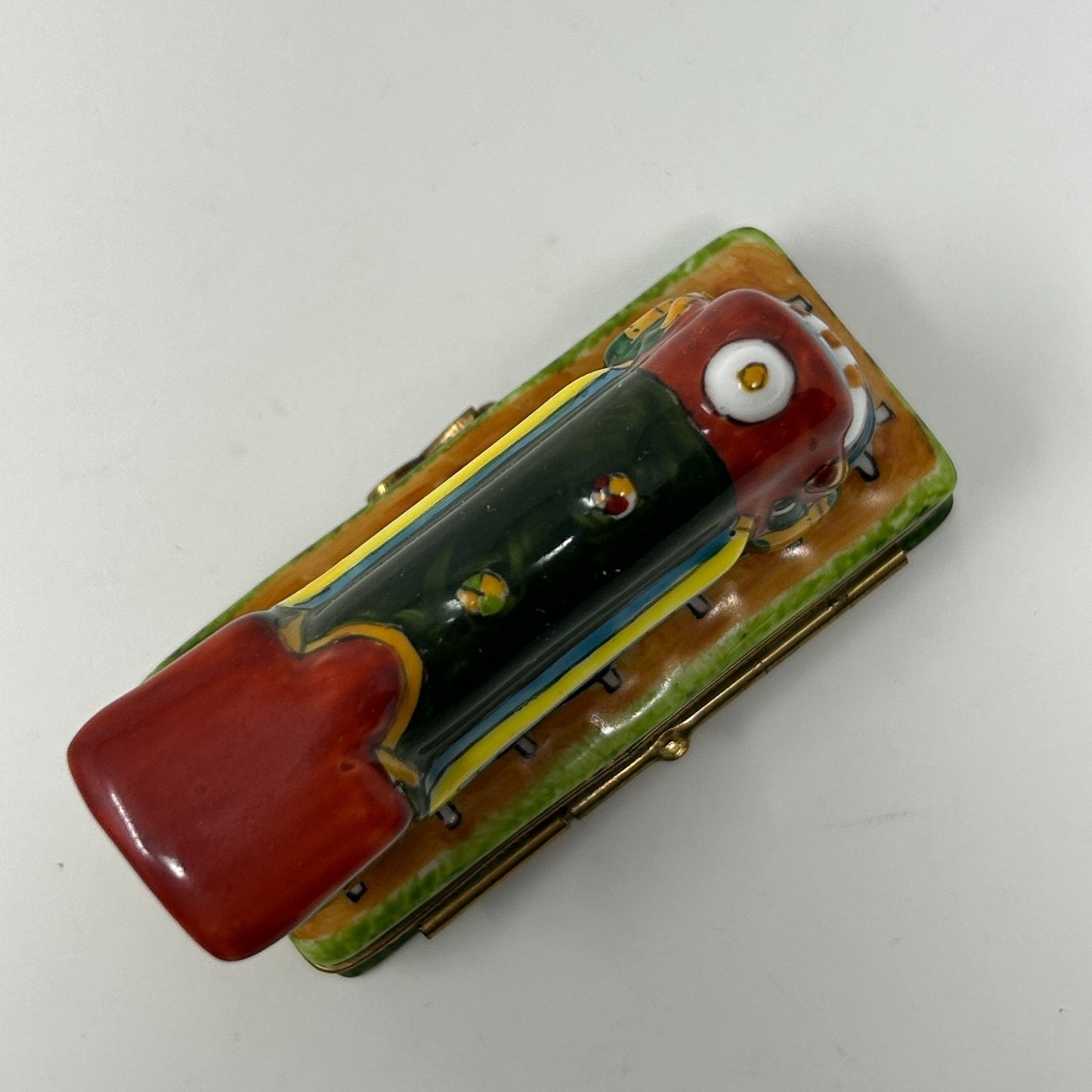 Limoges France Peint Main Porcelain Hinged Train Engine Trinket Box Collectible