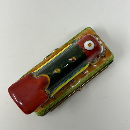Limoges France Peint Main Porcelain Hinged Train Engine Trinket Box Collectible