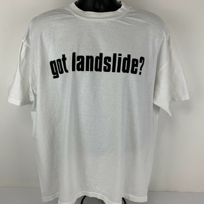 Waimea Bay Landslide Survivor Vintage Y2Ks T Shirt X-Large Hawaii Tee Mens White