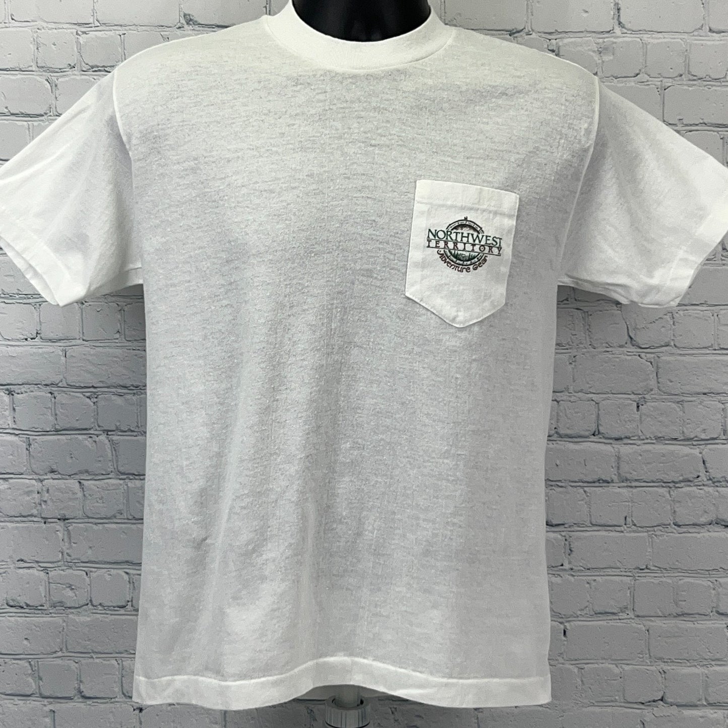 Vintage 90s Northwest Territory Adventure Gear T Shirt Bald Eagle White M Medium