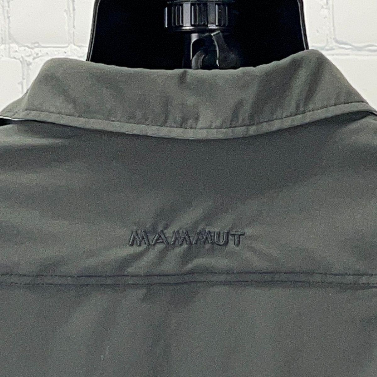 Mammut Tempest Button Front Shirt Mens L Large Green Short Sleeve Hiker Hiking