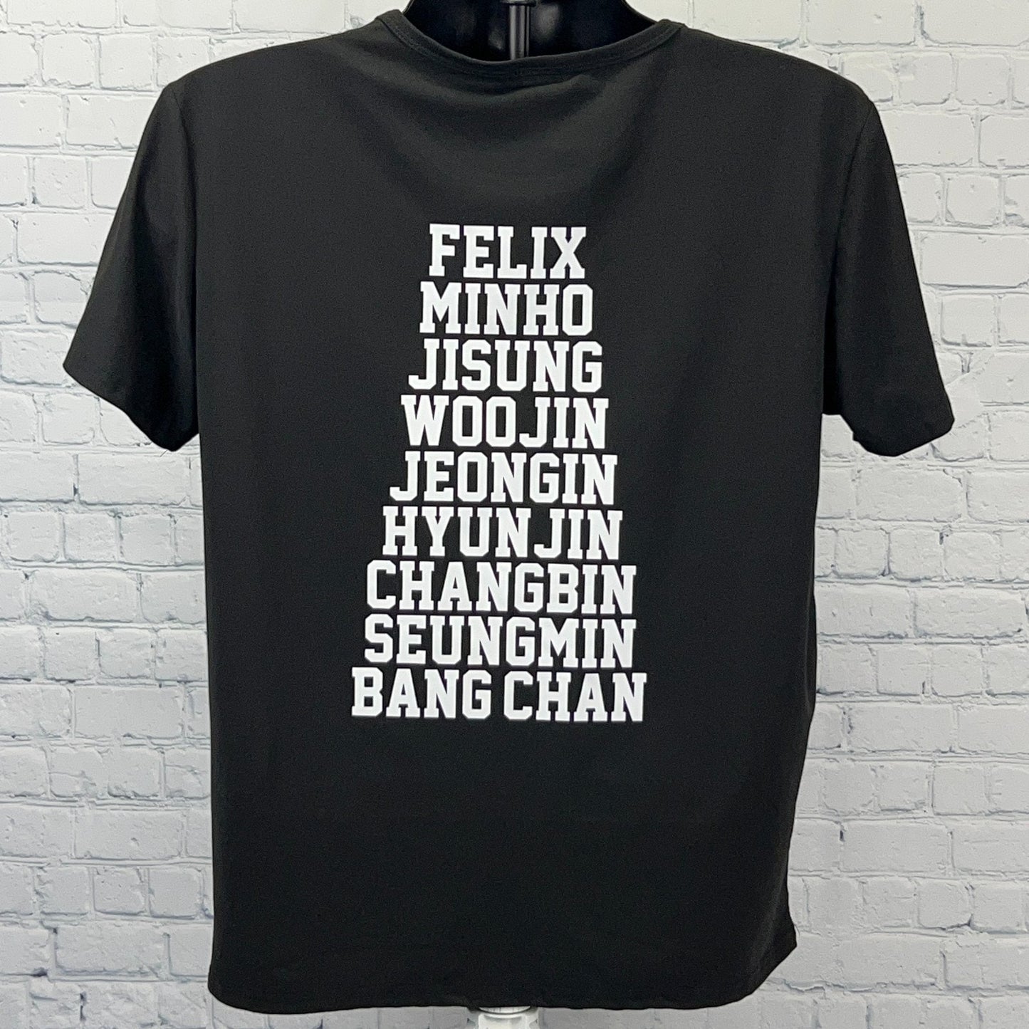 Stray Kids T Shirt Korean K-Pop Boy Band Short Sleeve Black Tee Unisex L Large
