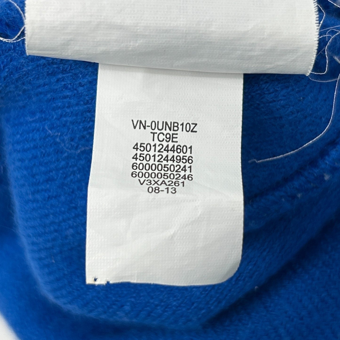 Vans Only For The Elite Cuffed Pom Pom Beanie Toque Winter Hat Skater White