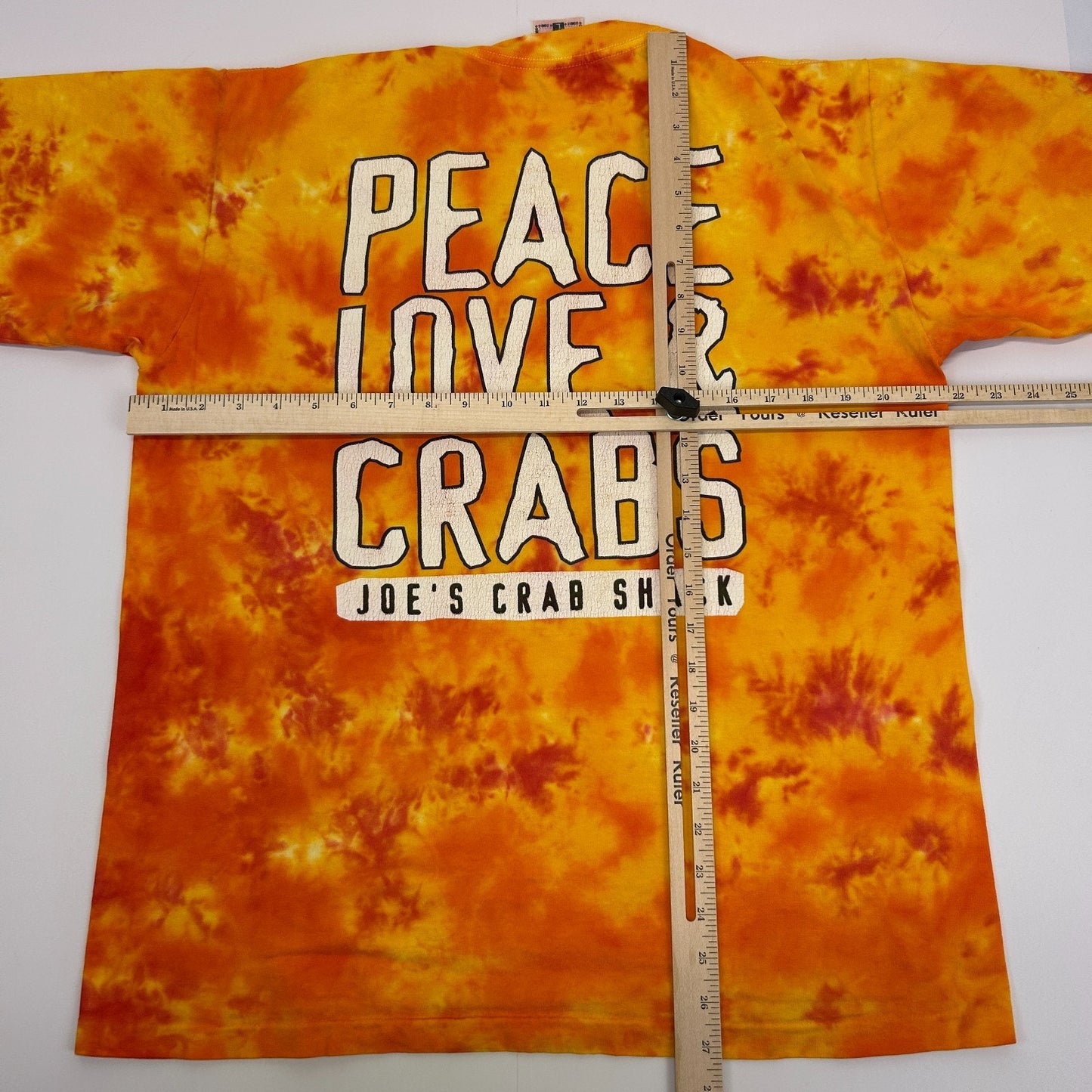Vintage Joes Crab Shack T Shirt Mens L Large Orange 90s Peace Love and Crabs USA