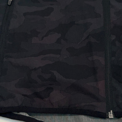 Vuori Outdoor Trainer Shell Hooded Jacket Black Camo Army Military Family Medium