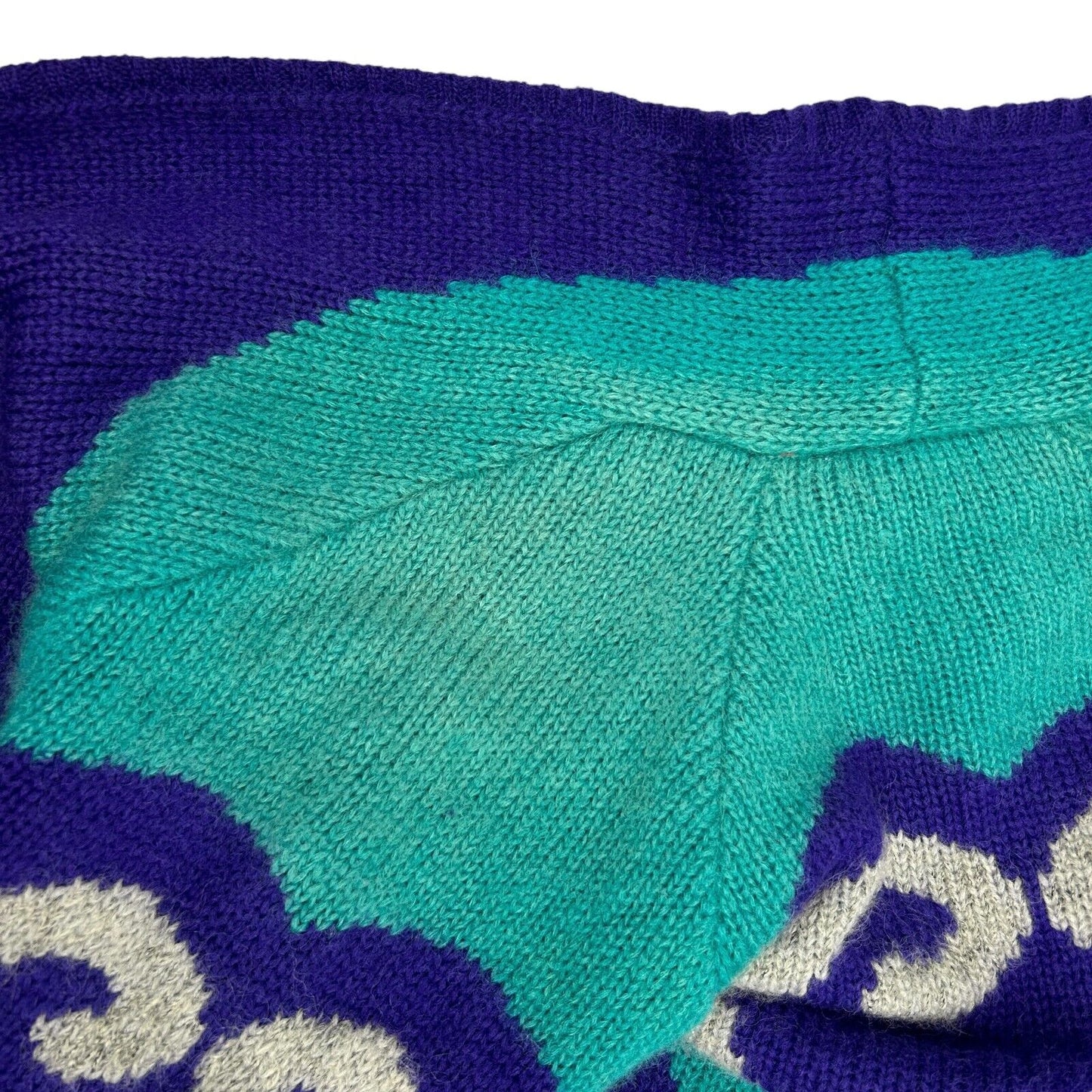 Chaqueta tipo cárdigan vintage de los años 80 con parte delantera abierta y diseño de corazón mediano para hombre, color morado y verde