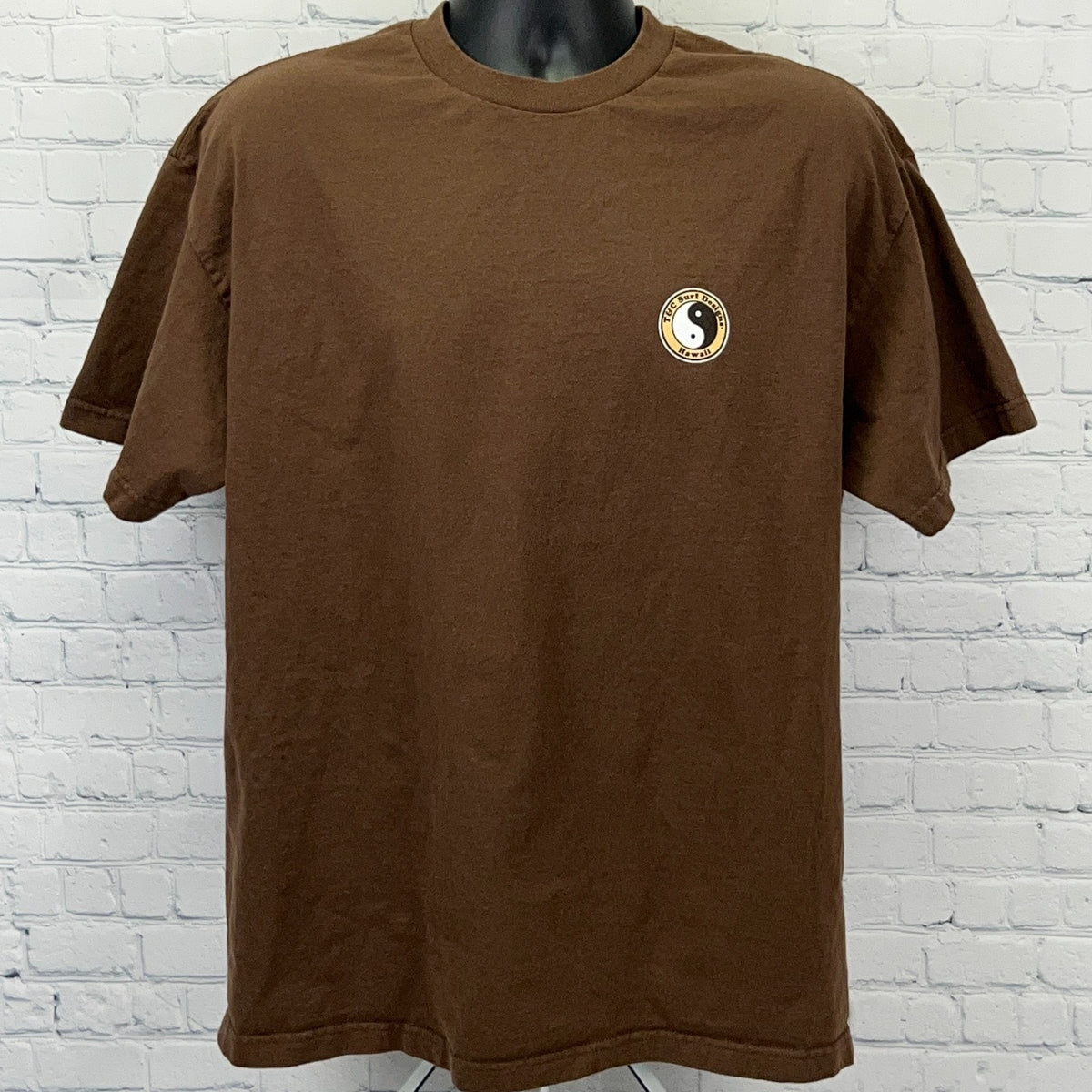 Vintage Y2K T&C Surf Designs Hawaii T Shirt XL Brown Ukulele Town & Country Tee