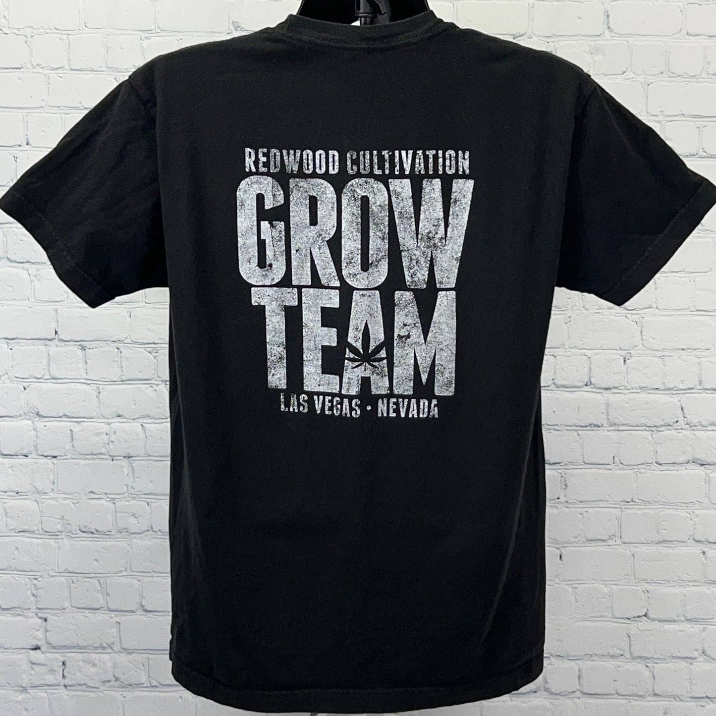 Redwood Cultivation Grow Team T Shirt L Large Black Cannabis Weed Marijuana Tee