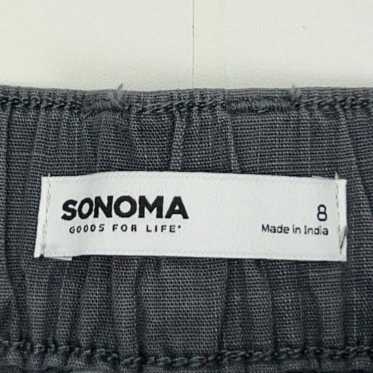 Sonoma Goods For Life Womens 8 Utility Bermuda Cargo Shorts Gray Stretch NWT
