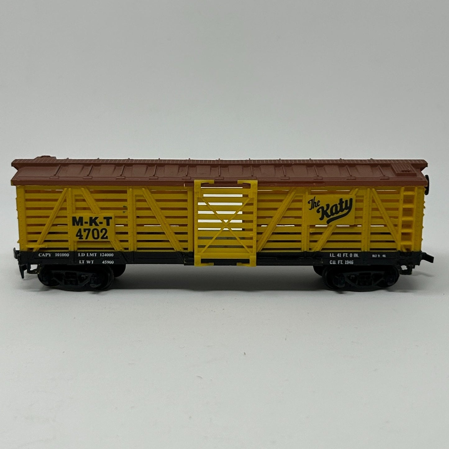 MKT The Katy HO Gauge Livestock Cattle Car Scale Model Train Life Like Yellow