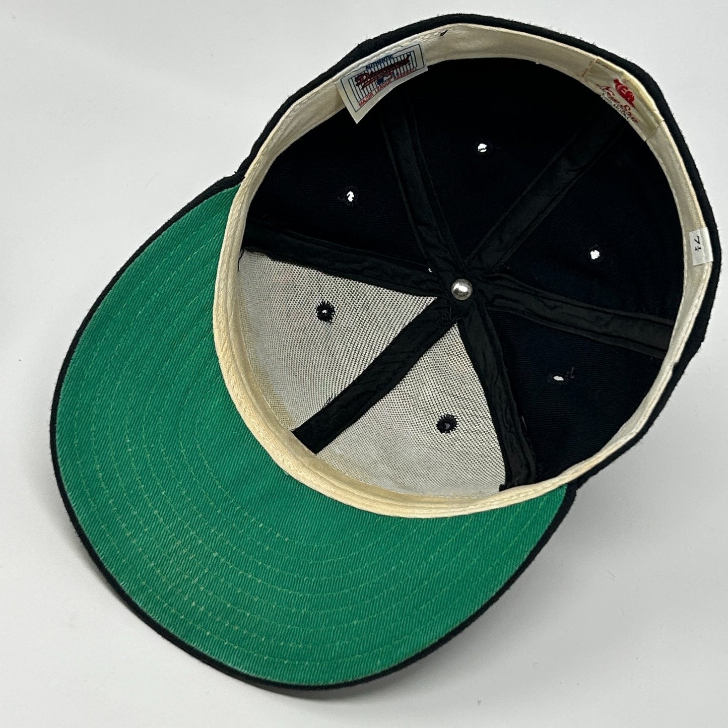 Vintage 90s Baltimore Orioles Hat Baseball Cap New Era USA Black Fitted 7 1/4