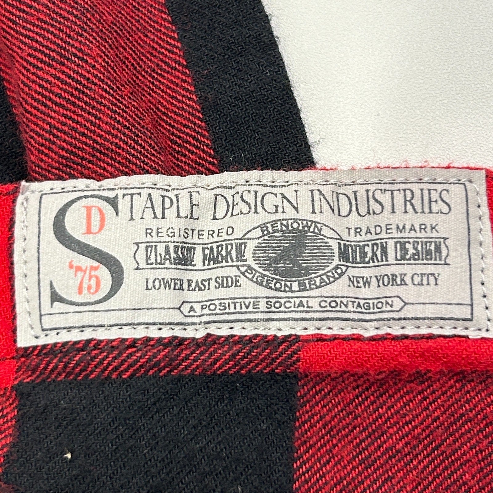 Staple Pigeon x Naturel Flannel Button Front Shirt Skeleton Plaid Red M Medium - Neon Vintage