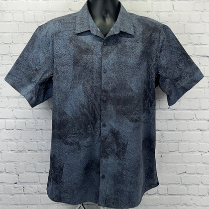 Lululemon Airing Easy Button Front Shirt Mens XL X-Large Blue Short Sleeve