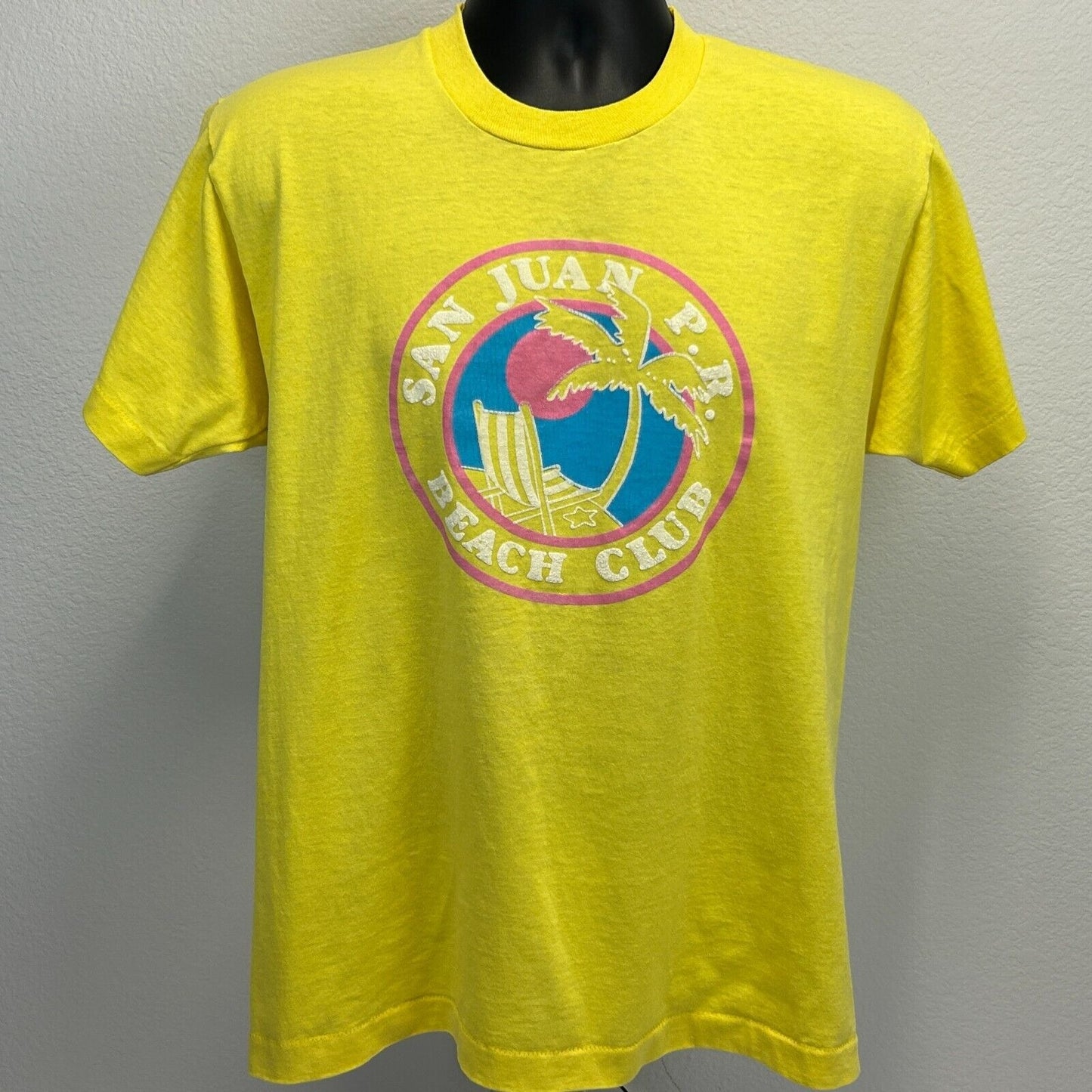 San Juan Puerto Rico Beach Club Vintage T Shirt Medium 80s Travel Mens Yellow