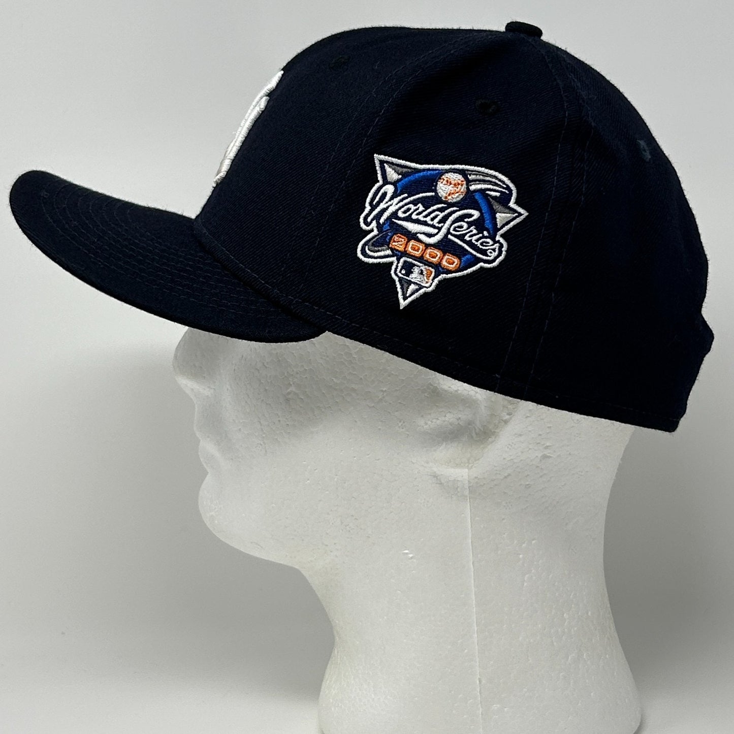 New York NY Yankees 2000 World Series Hat Baseball Cap New Era Blue Fitted 7 3/4