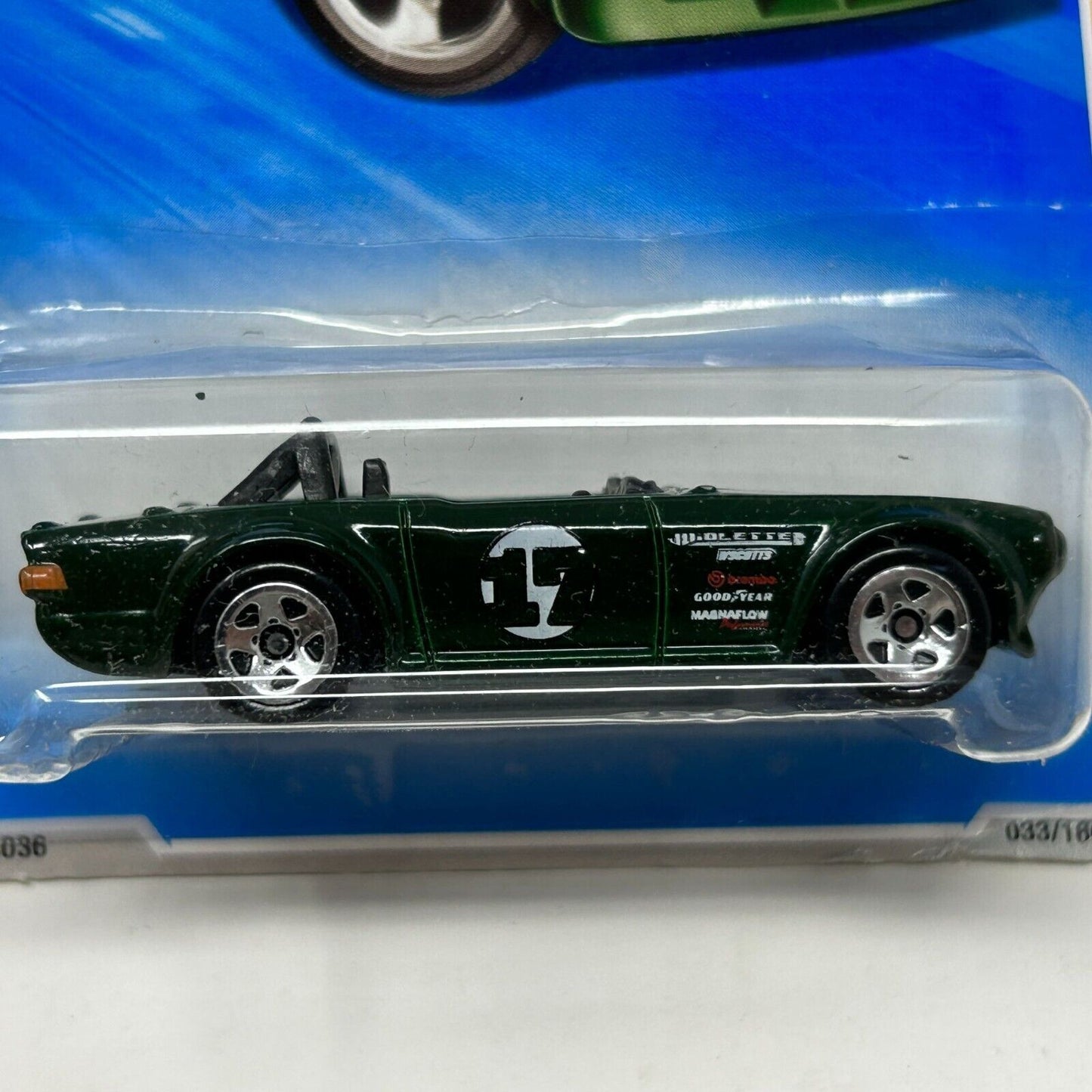 Coche de juguete coleccionable Triumph TR6 Hot Wheels en fundición a presión, color verde, año 2009, estreno en HW, nuevo