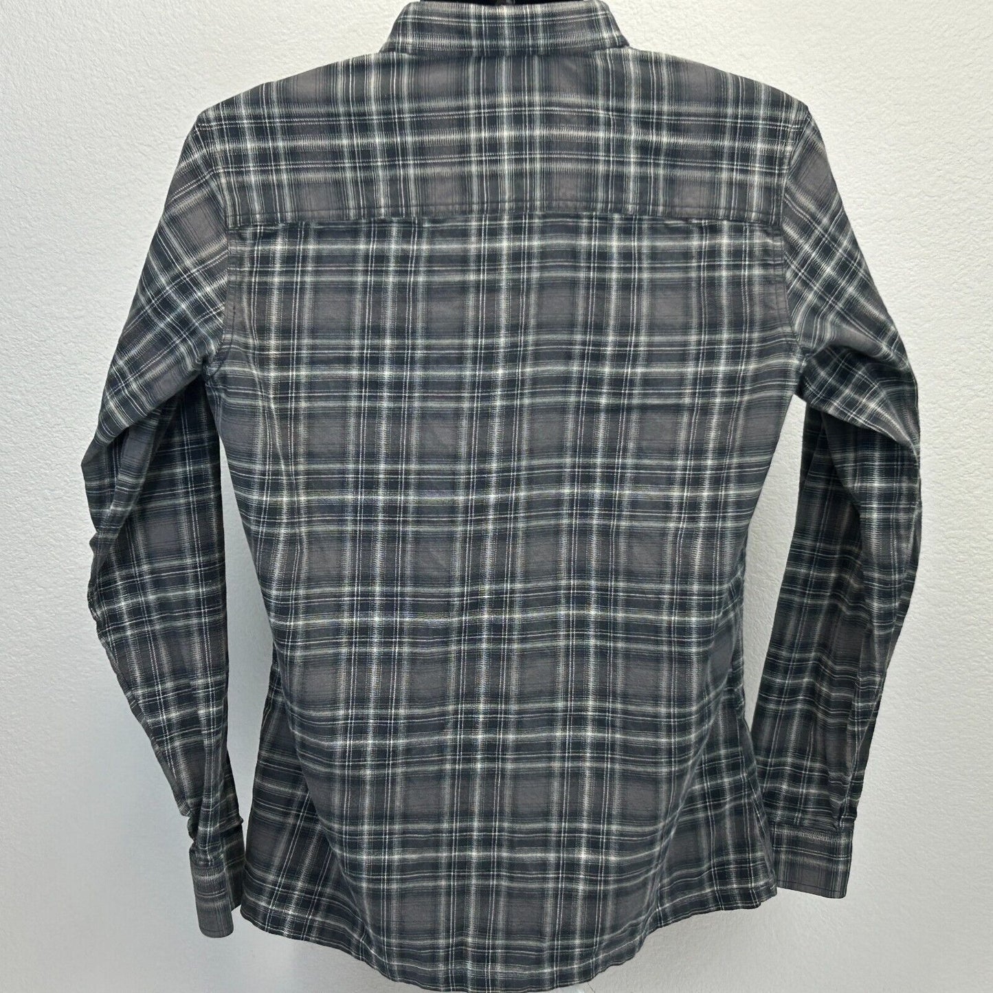 KUHL Dillingr Flannel Button Front Shirt Medium Long Sleeve Plaid 7186 Mens Gray