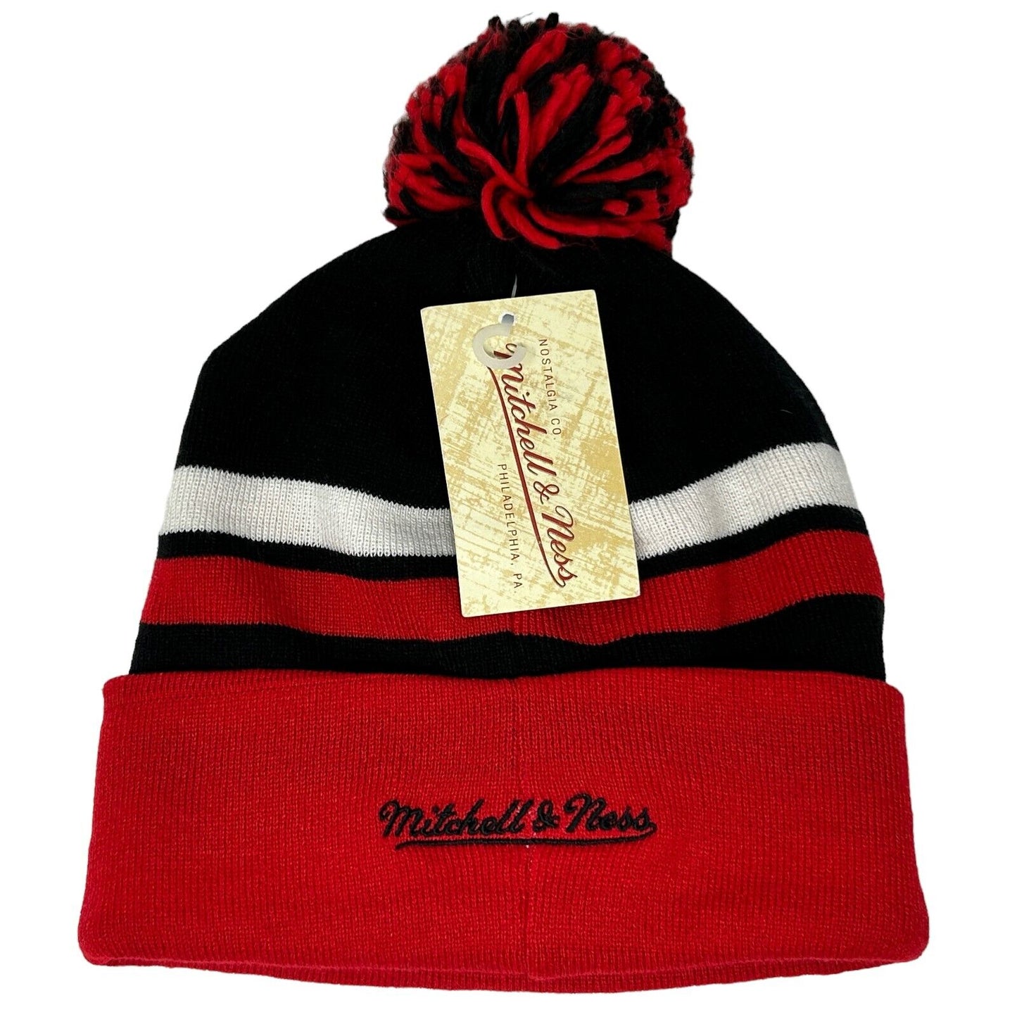 Chicago Bulls Pom Pom Beanie Cuffed Toque Hat NBA Mitchell & Ness Red Black New