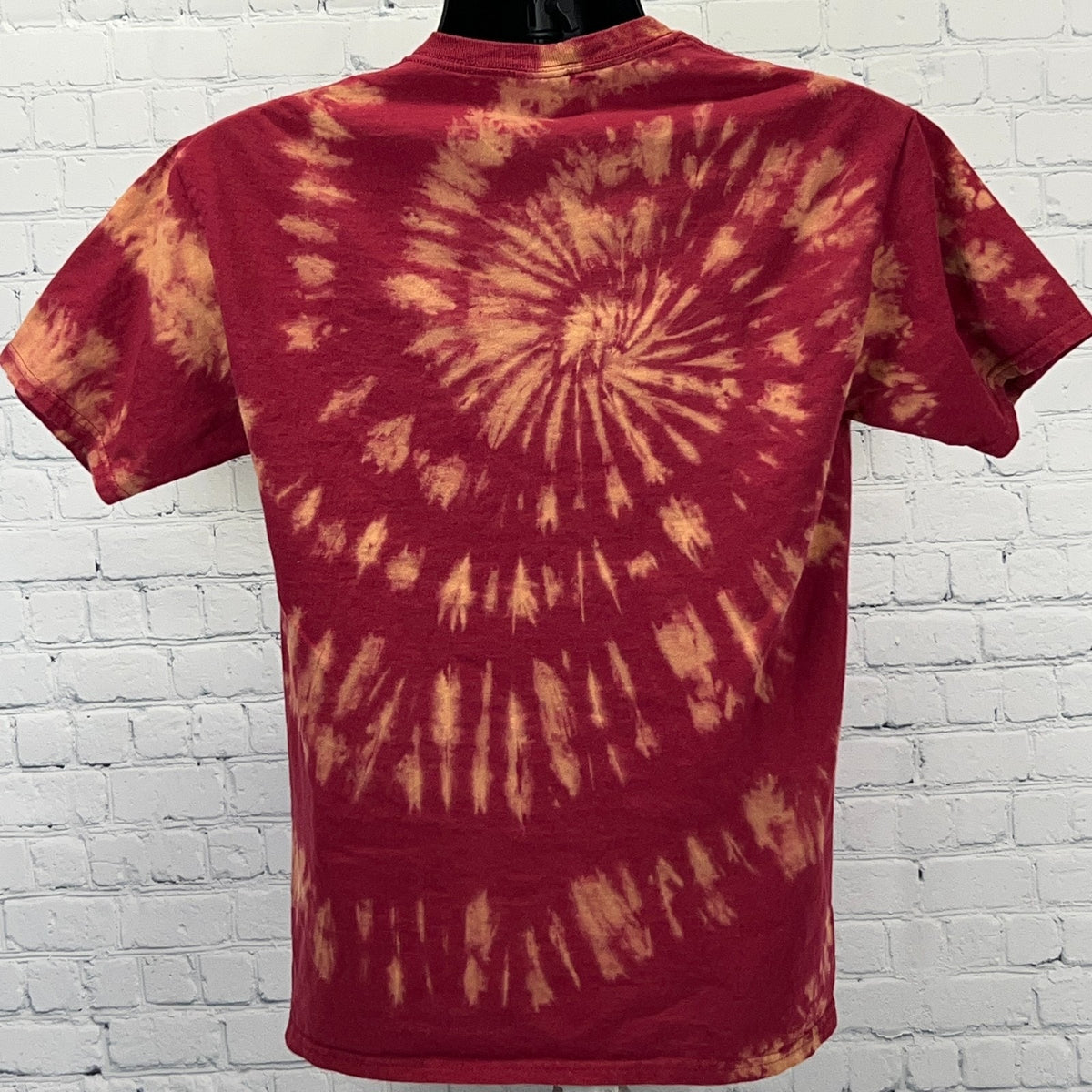 Elvis Presley Graceland Memphis TN Tie Dye Graphic T Shirt Red M Medium Tee