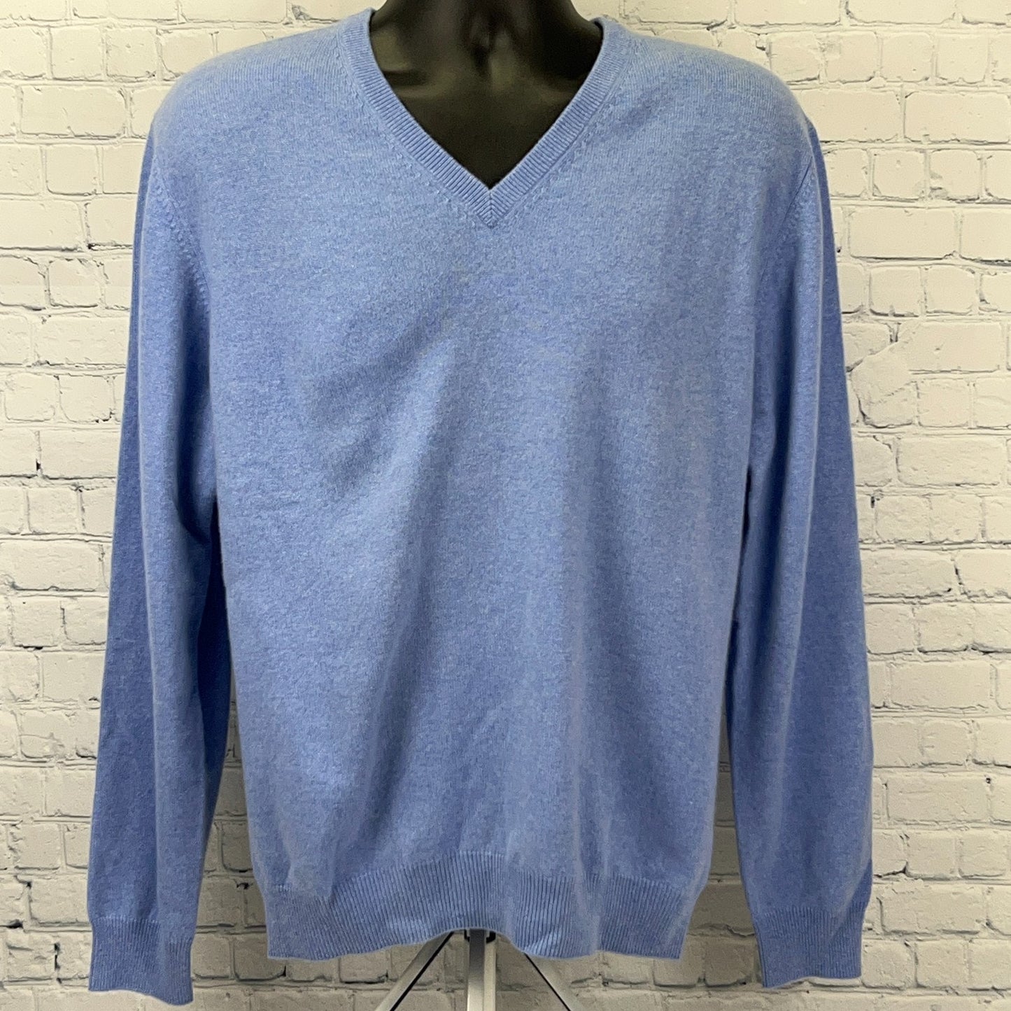 Joseph and Lyman Cashmere Sweater Bloomingdales V Neck Long Sleeve Mens M Medium